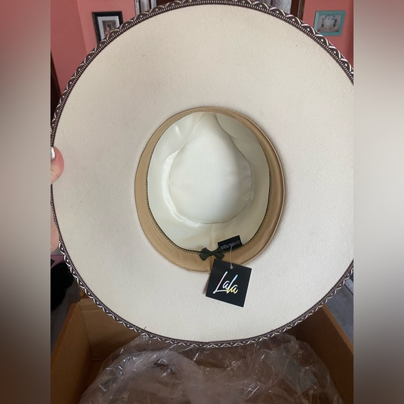 Dressed in Lala: Cream Cowboy Hat - Picture 2 of 4